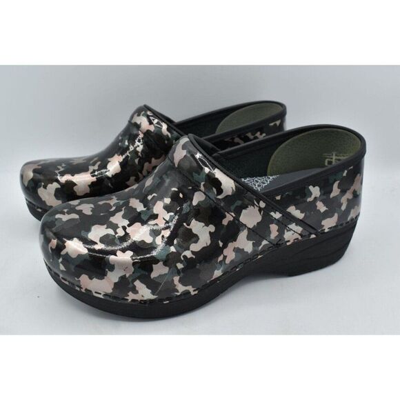Dansko Womens EU 39 US 8.5-9 XP 2.0 Camouflage Patent Leather Professional Clogs